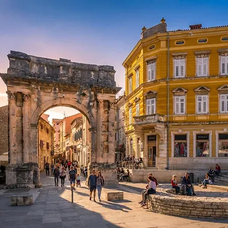 Apartamento Modern With 2 Bedrooms Near Arena *