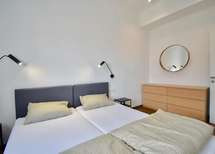 Apartment Modern With 2 Bedrooms Near Arena *